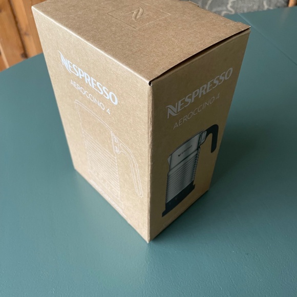 Nespresso Aeroccino 4 Milk Frother Brand New - Picture 4 of 5